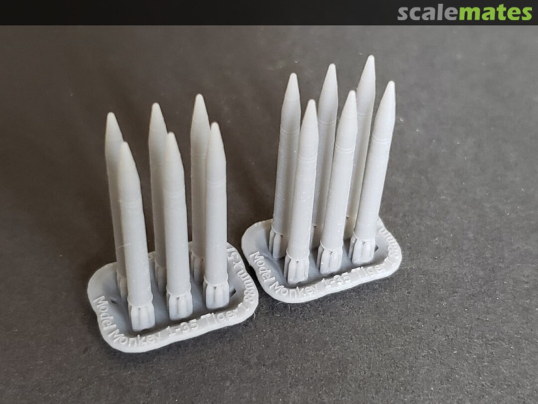 Boxart Tiger I and FlaK 36 88mm Ammunition (set of 12) 35-Tiger I ammo Model Monkey Boxart Tiger I and FlaK 36 88mm Ammunition (set of 12) 35-Tiger I ammo Model Monkey