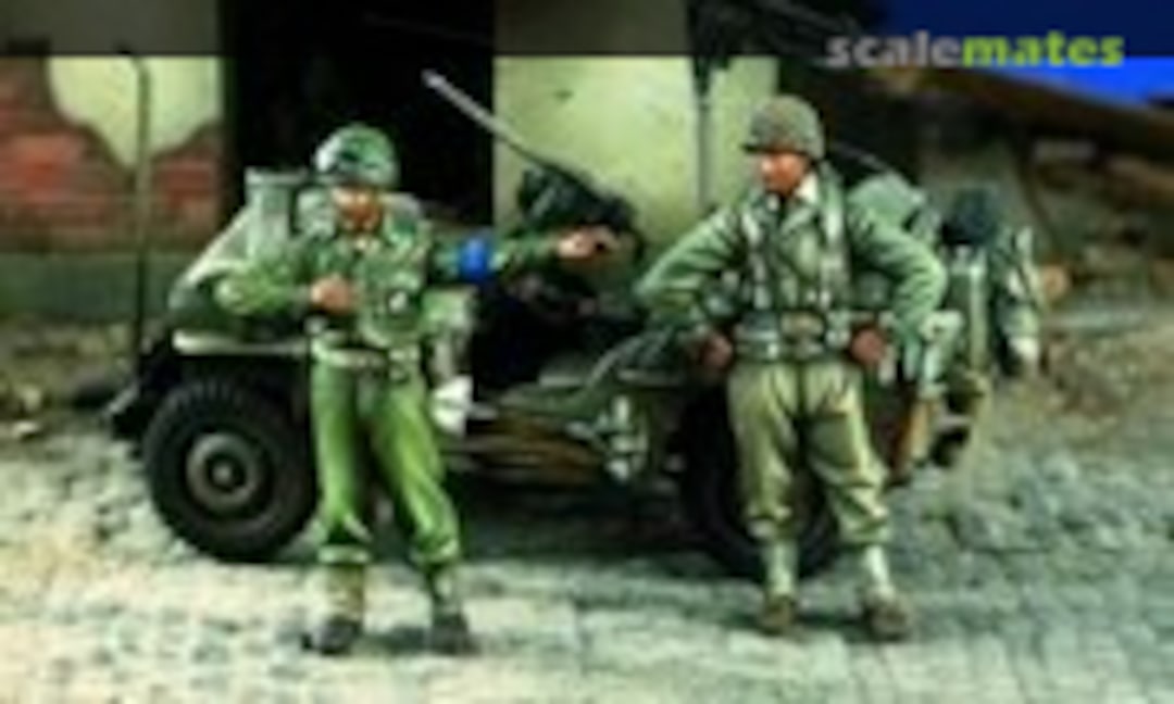 1:35 US MPs WWll (2 Figures) (Verlinden Productions 1336) 1336