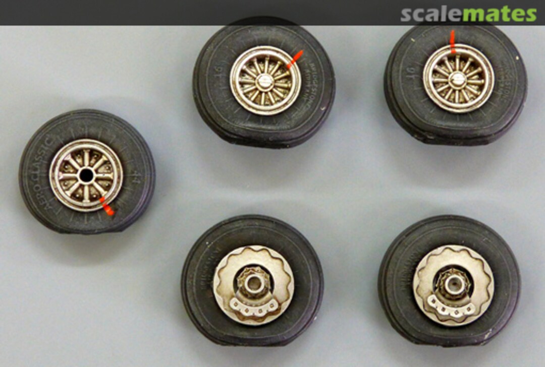 Boxart Wheels for DC-6/C-118 AL7030 PlusModel Boxart Wheels for DC-6/C-118 AL7030 PlusModel