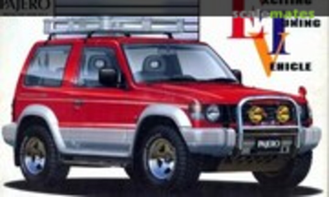 1:24 Mitsubishi Pajero Metaltop Wide XR-II (Aoshima 020746)