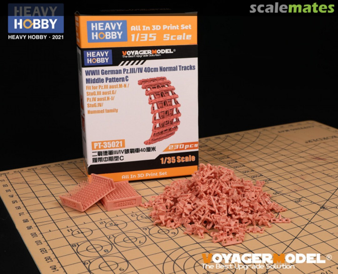 Boxart WWII German Pz.III/IV 40cm Normal Tracks Late Pattern C PT-35021 Voyager Model Boxart WWII German Pz.III/IV 40cm Normal Tracks Late Pattern C PT-35021 Voyager Model