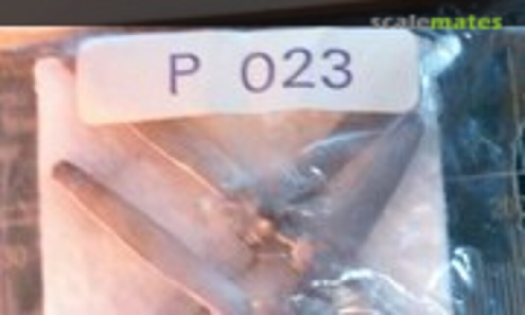 1:72 Curtiss Electric 4 Blade 16' Dia L/H (Aeroclub P023) P023