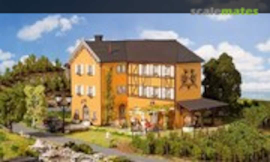 Vineyard with garden restaurant (Faller 130908)