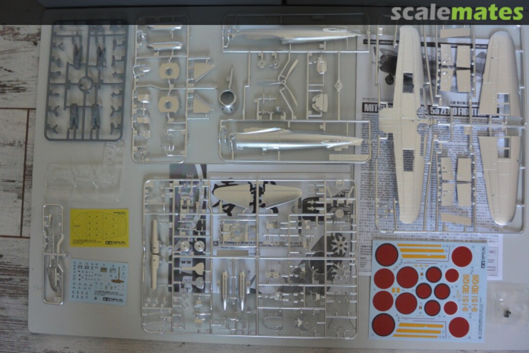 Contents Mitsubishi A6M5/5a Zero Fighter (Zeke) 10317 Tamiya Contents Mitsubishi A6M5/5a Zero Fighter (Zeke) 10317 Tamiya