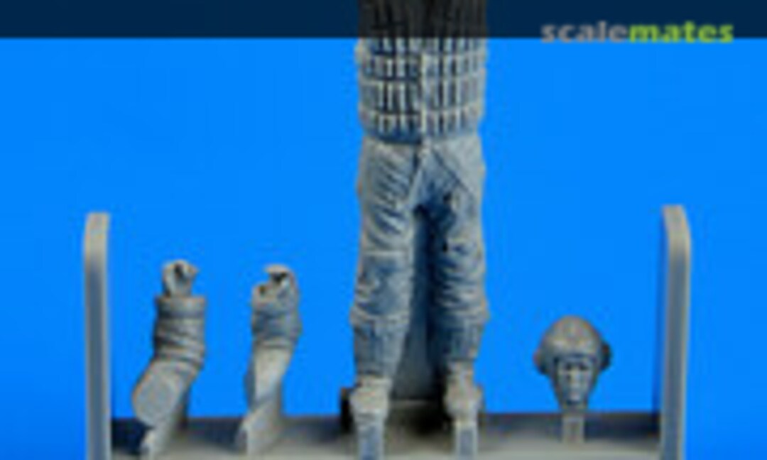 1:48 German Luftwaffe Pilot WWII with life jacket (Aerobonus 480 135) 480 135