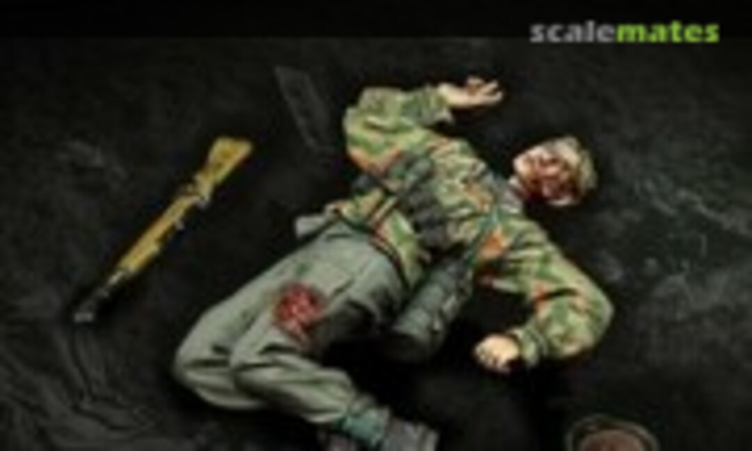 1:35 Fallen German Soldier WWII (Stalingrad S-3159) S-3159
