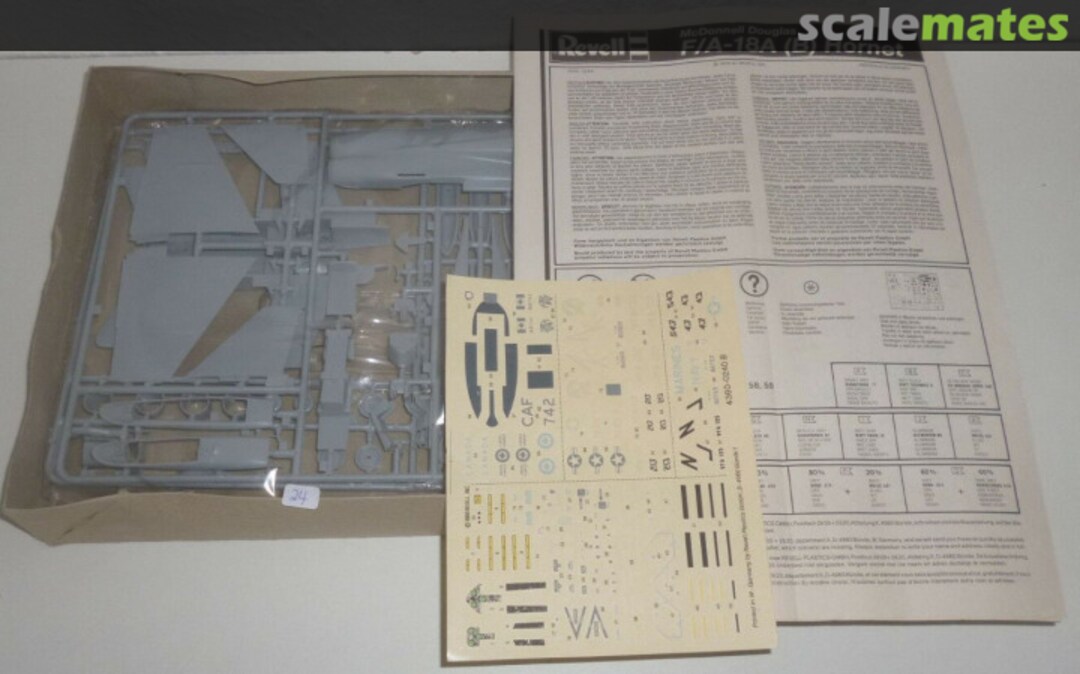 Contents McDonnell Douglas F/A-18A (B) Hornet 4360 Revell