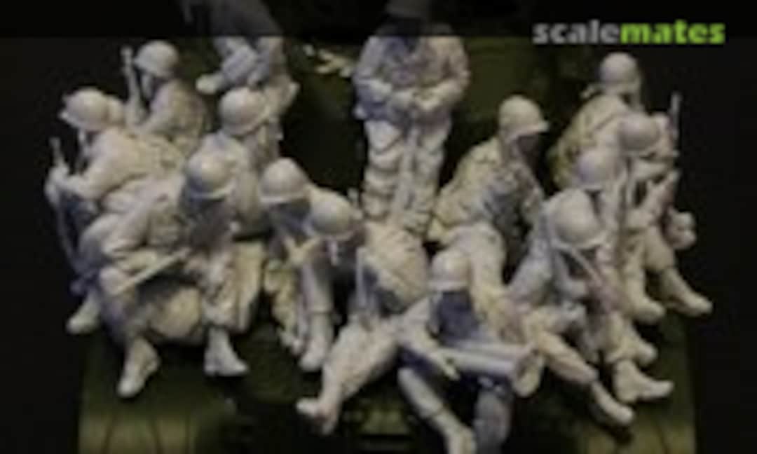 1:35 US Pershing Tank Riders full set (AC Models 35039) 35039