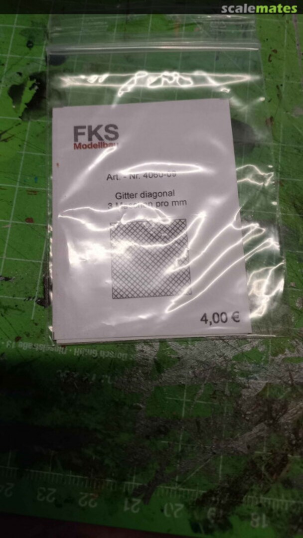 Boxart Gitter diagonal 3 Maschen pro Milimeter 4060-09 FKS-Modellbau Boxart Gitter diagonal 3 Maschen pro Milimeter 4060-09 FKS-Modellbau