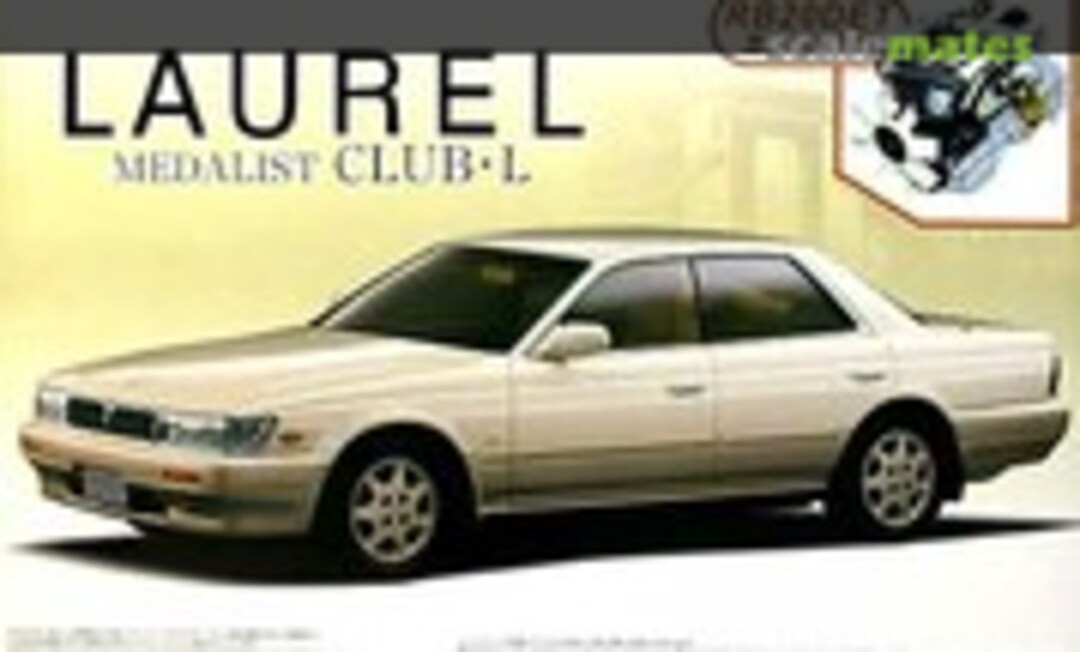 1:24 C33 Laurel Medalist Club-L w/Engine (Aoshima 042557)