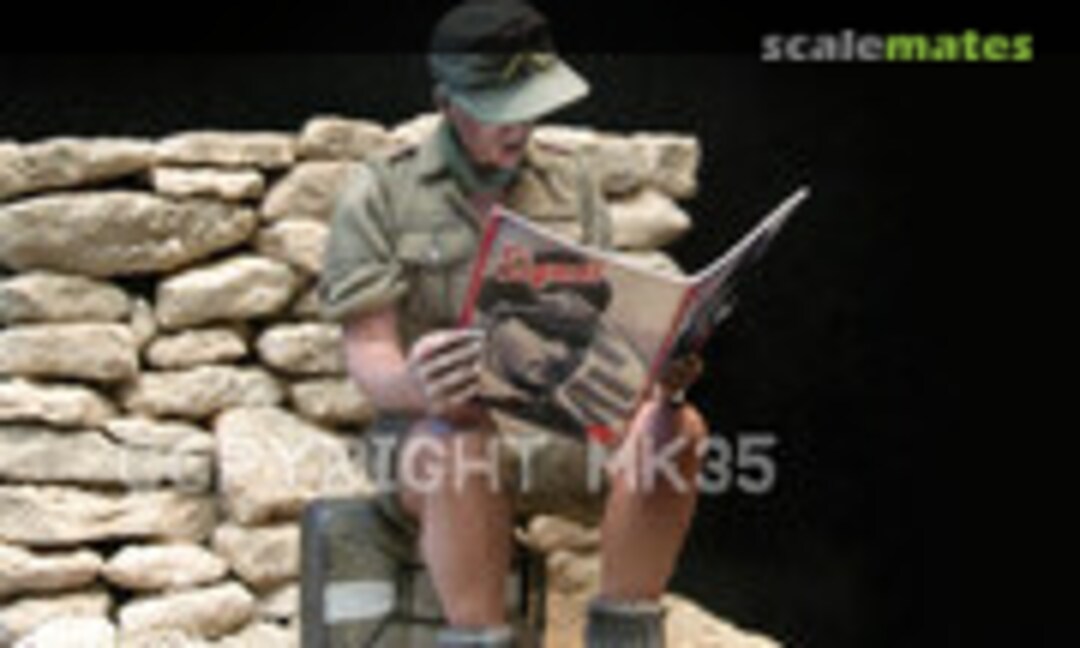 1:35 D.A.K. Soldier - Reading in the Desert (MK35 F240) F240