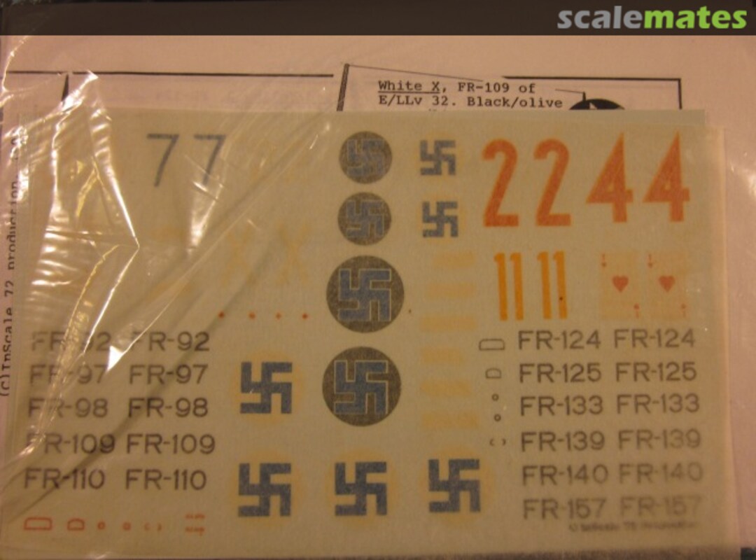 Boxart Fokker D.XXI Finnish Air Force 1939-1944 AC015 InSCALE 72