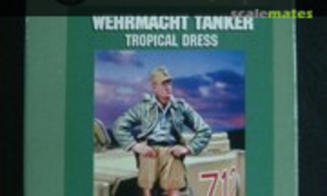 1:35 Wehrmacht Tanker in Tropical Dress (Warriors 35293) 35293