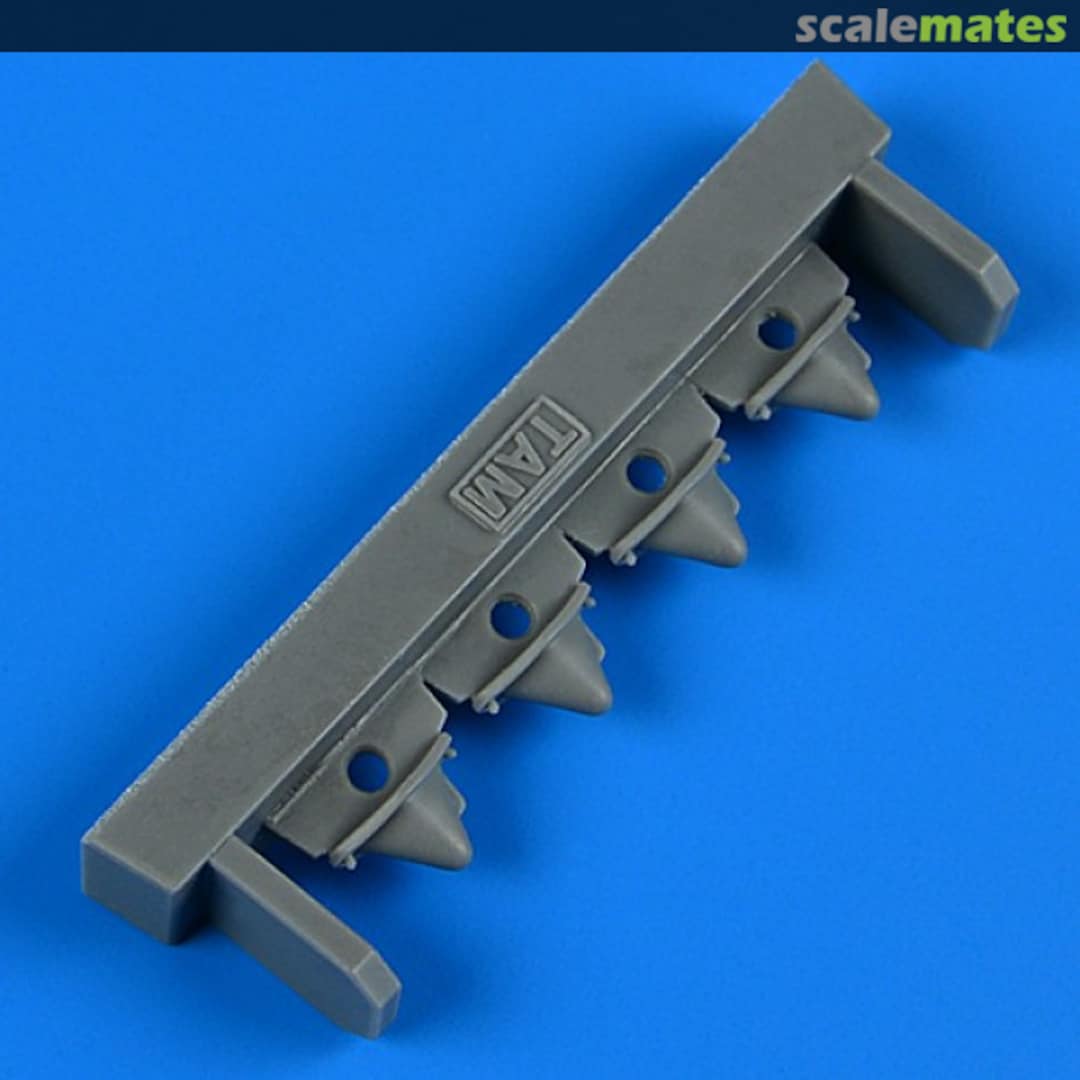 Boxart F-16C/CJ Fighting Falcon - Remove Before Flight Covers QB 32303 Quickboost Boxart F-16C/CJ Fighting Falcon - Remove Before Flight Covers QB 32303 Quickboost