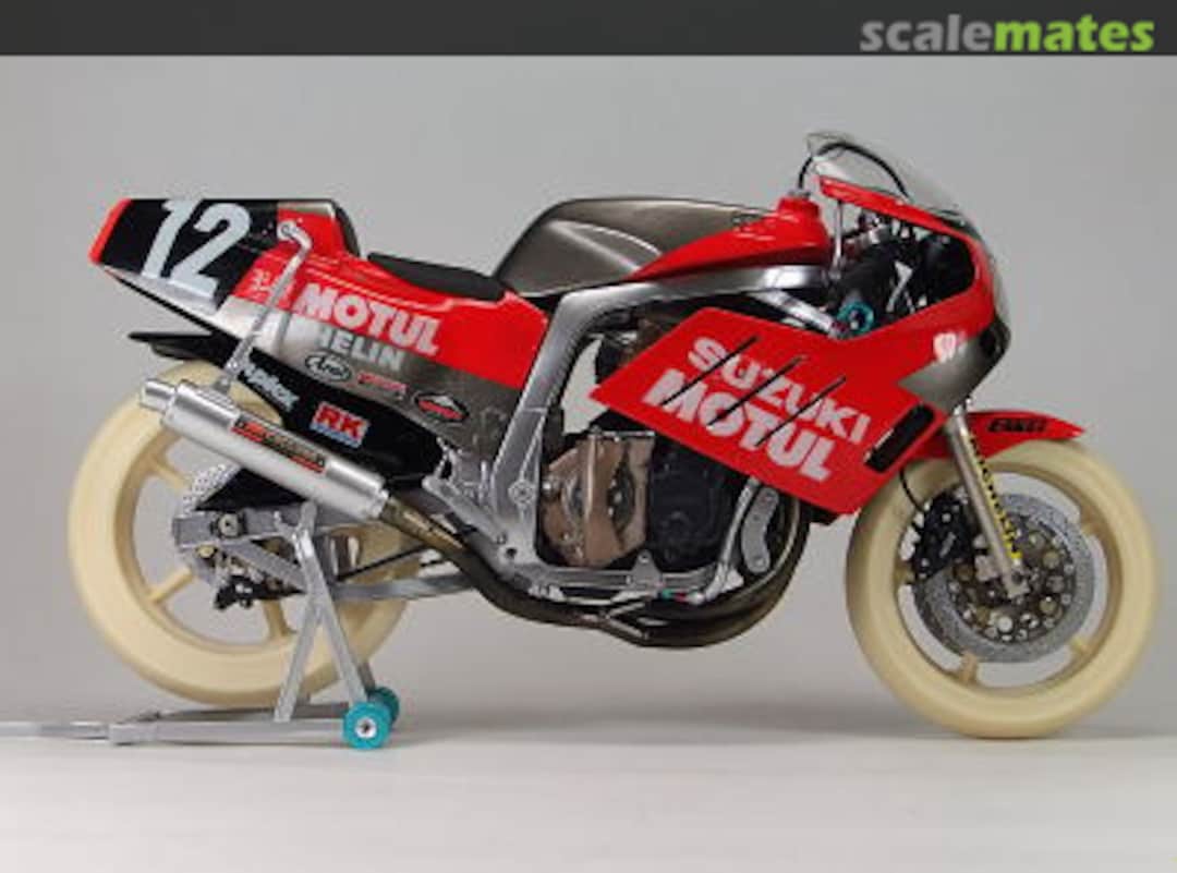 Boxart Suzuki GSX750 AB001 CGM Models Boxart Suzuki GSX750 AB001 CGM Models