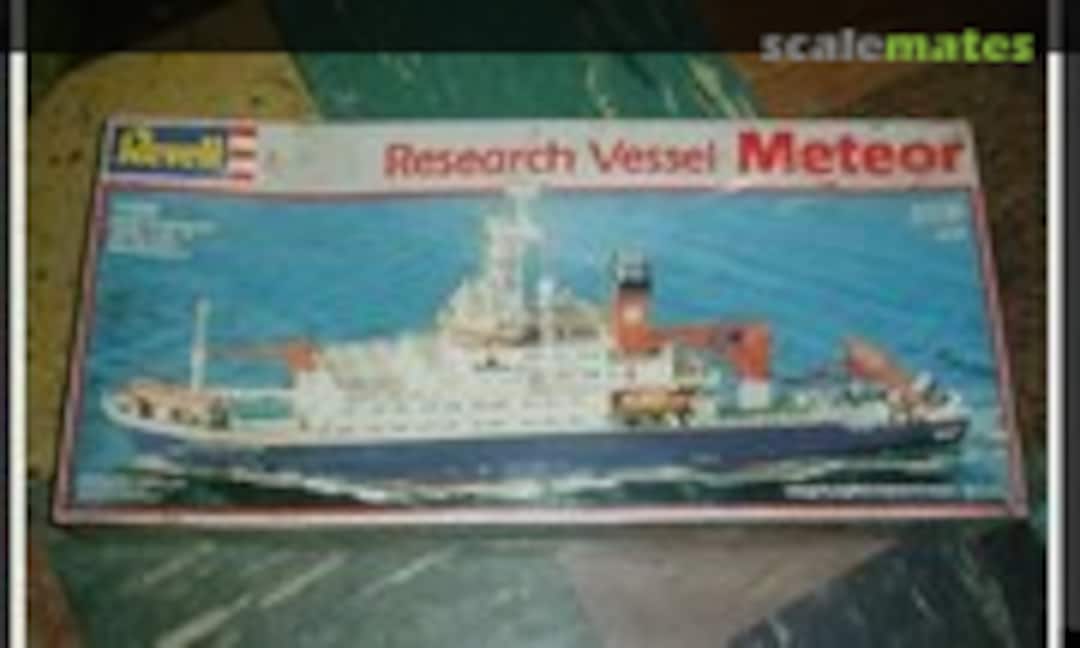 1:300 Research Vessel Meteor (Revell 5225) 5225
