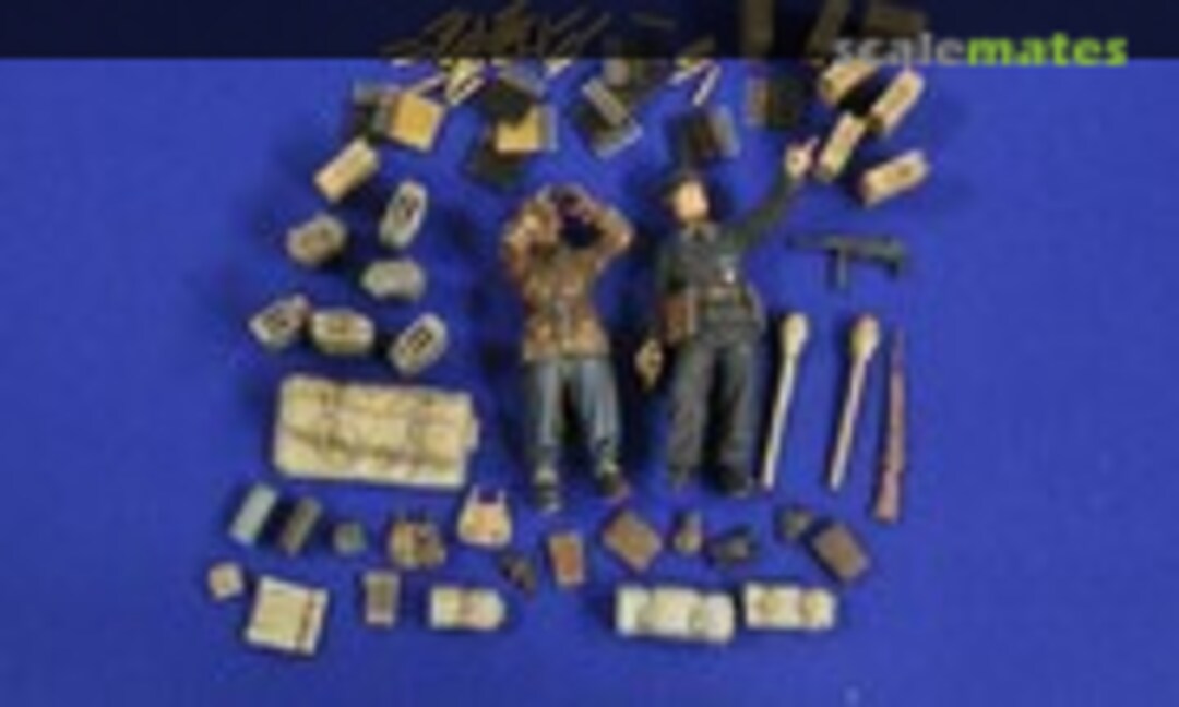 1:35 Sd.Kfz. 7/2 3.7 Flak Crew - Ammo - Stowage (Verlinden Productions 2725) 2725