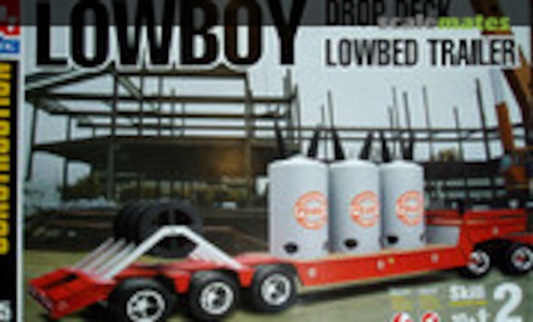 1:25 Lowboy Drop Deck Lowbed Trailer (AMT 31184) 31184