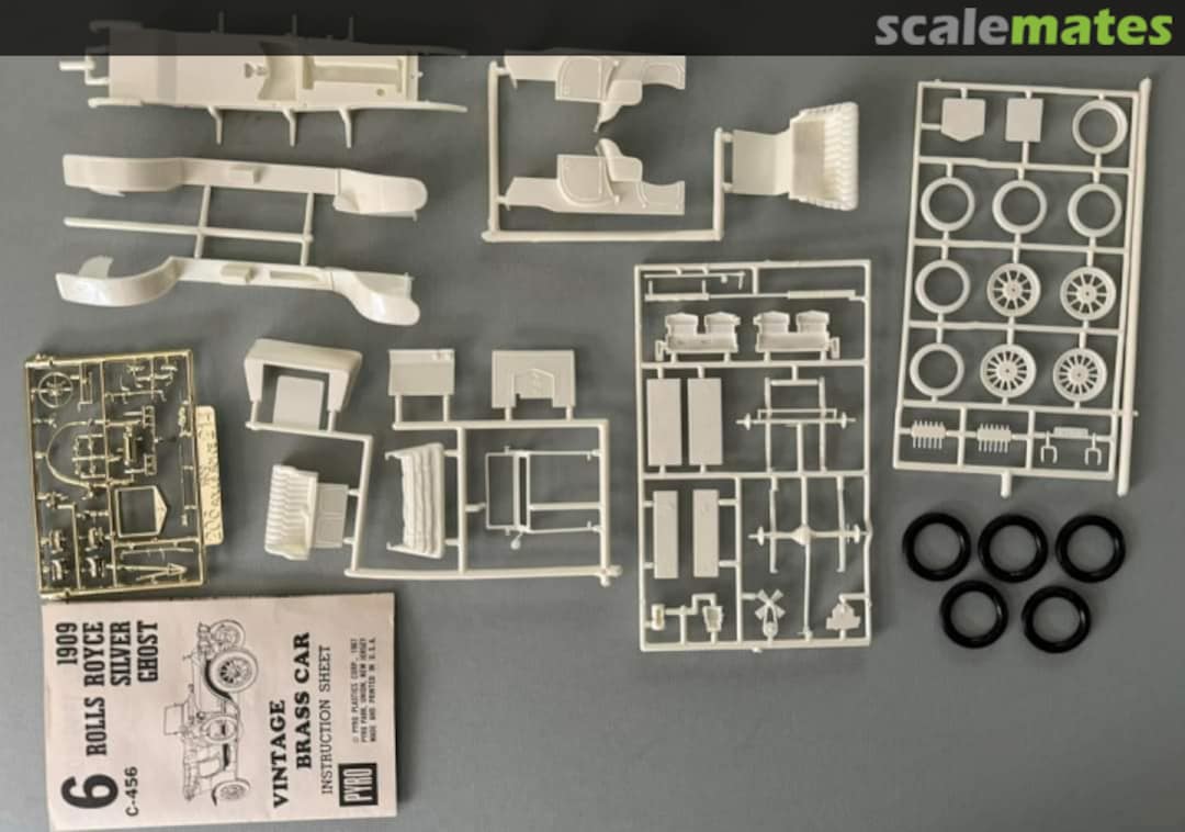 Contents 1909 Rolls Royce Silver Ghost 09456 LIFE-LIKE Hobby Kits