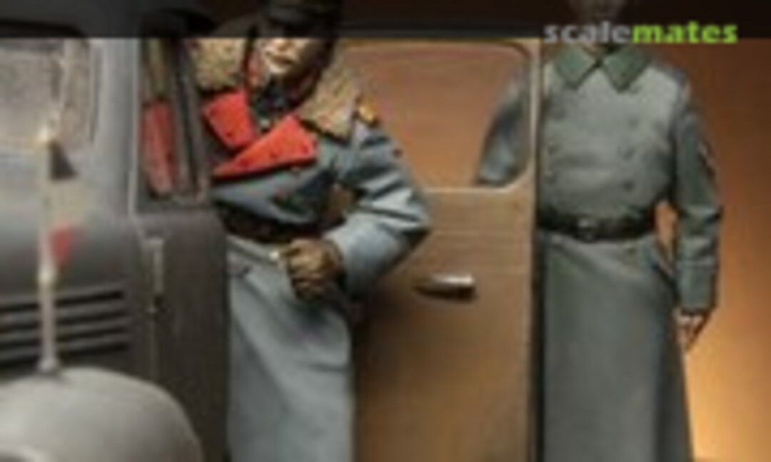 1:35 General and driver (Stalingrad S-3005) S-3005