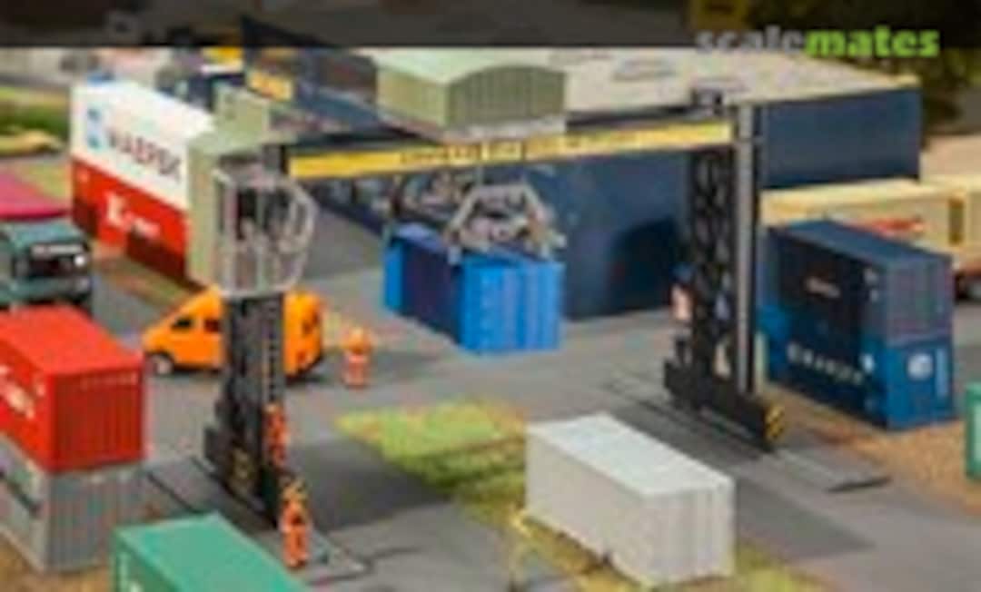 Container bridge crane (Faller 131306)