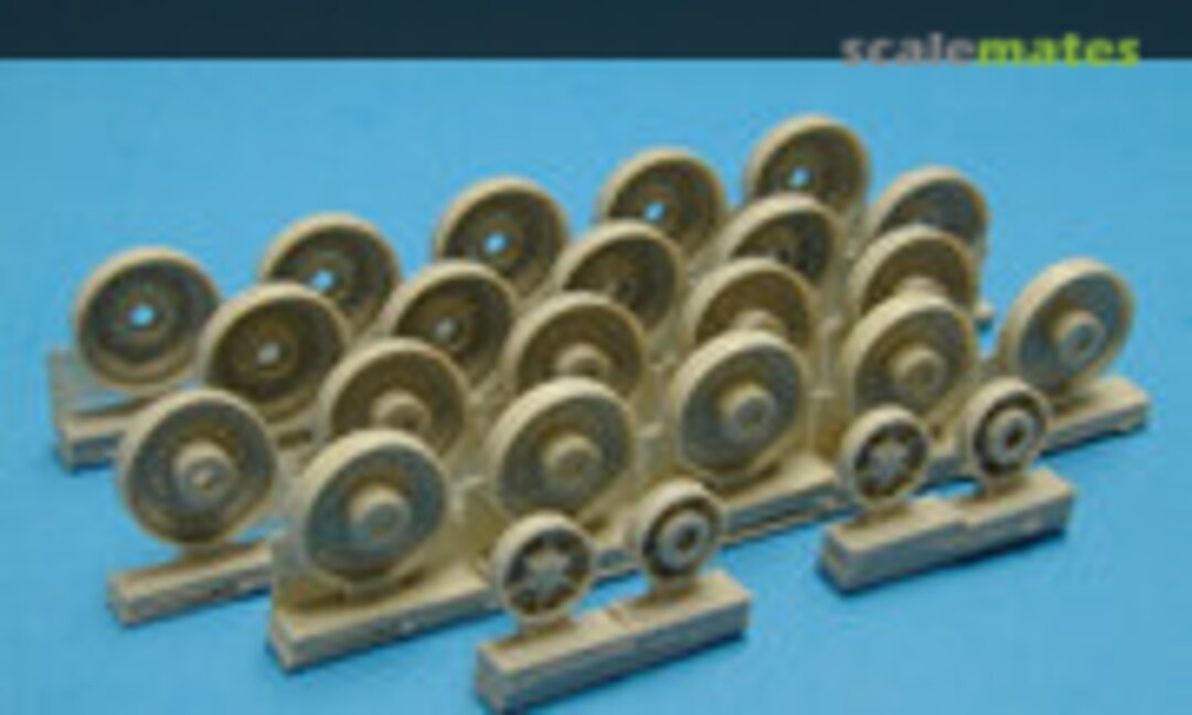 1:35 Burnt Out British Cromwell Road Wheels (Tank Workshop TWS 351009) TWS 351009