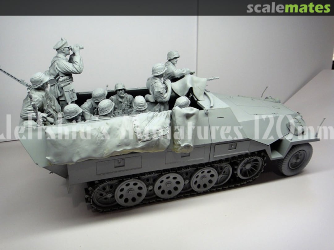 Boxart WWII German Halftrack Sd.Kfz. 251/1 Ausf D riders JS120196 Jeffshiu's Miniatures Boxart WWII German Halftrack Sd.Kfz. 251/1 Ausf D riders JS120196 Jeffshiu's Miniatures