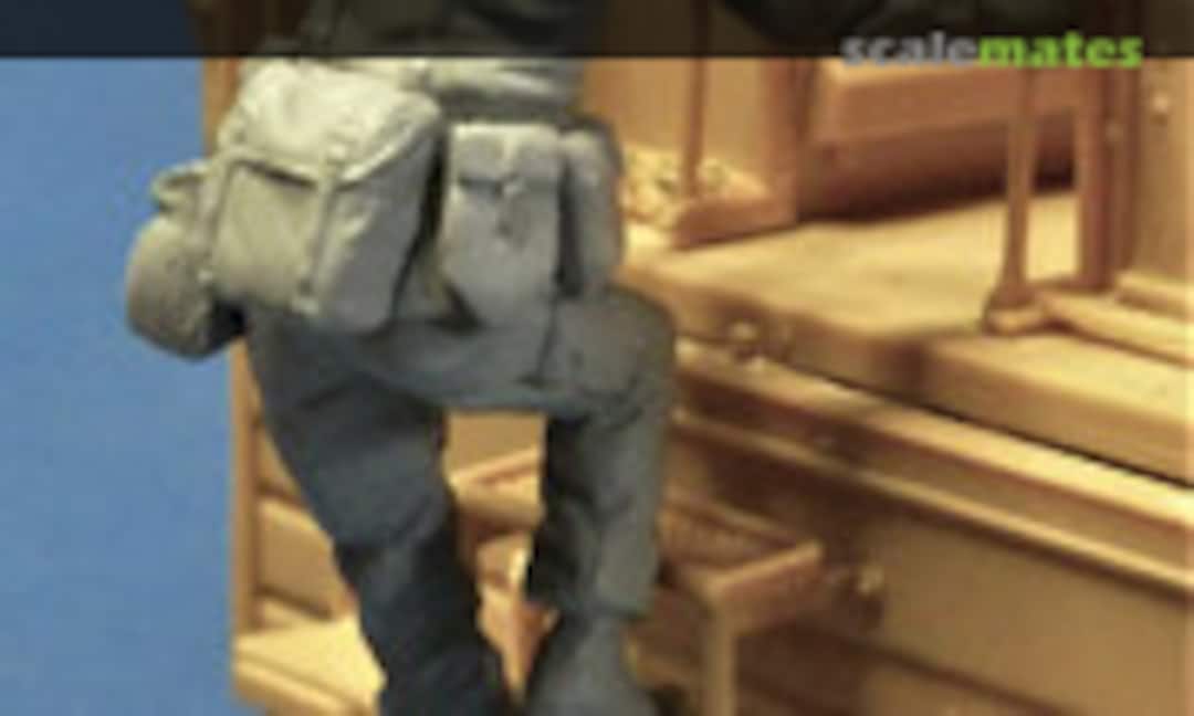 1:35 Soldat 4, auf Ladefläche aufsteigend, ca. 1995 (DOLP-Modellbau BW175) BW175