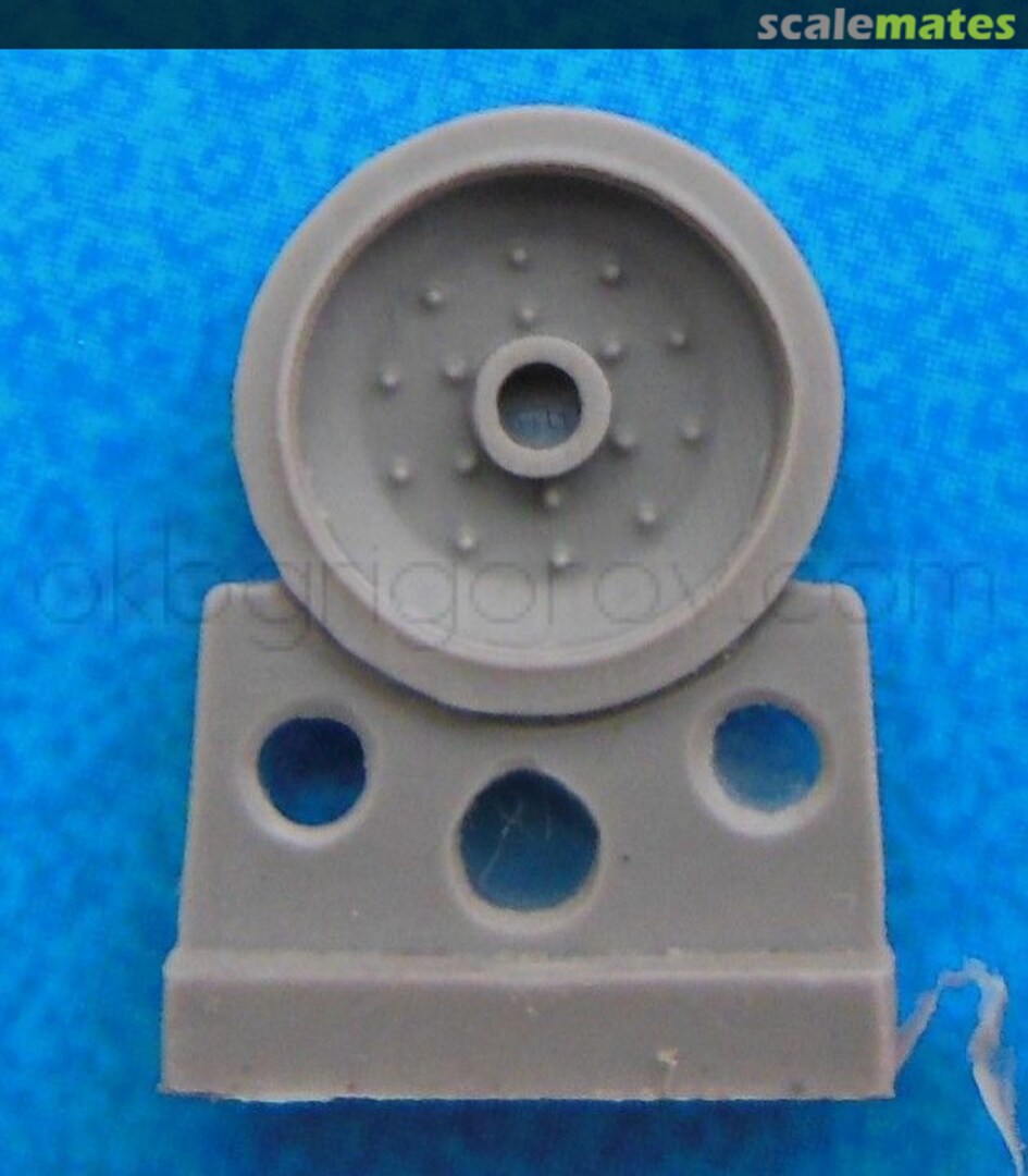 Boxart Wheels for T-34,10 bolts, late production,smooth bandage S72048 OKB Grigorov Boxart Wheels for T-34,10 bolts, late production,smooth bandage S72048 OKB Grigorov