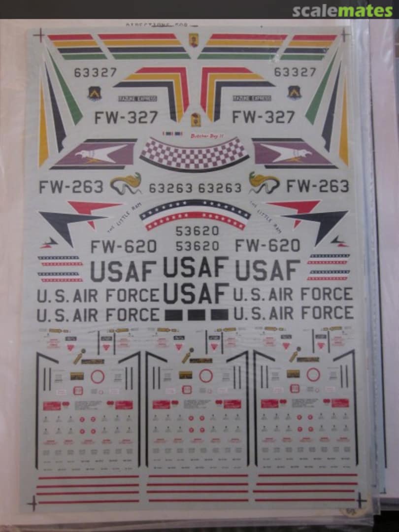 Boxart USAF F-100D Super Sabre 72-98 Microscale Boxart USAF F-100D Super Sabre 72-98 Microscale