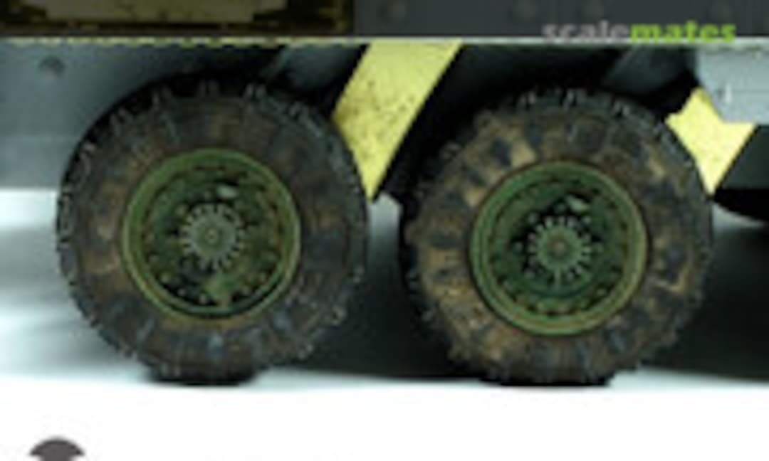 1:35 Stryker Armored Vehicle Weighted Road Wheels (E.T. Model ER35-010) ER35-010