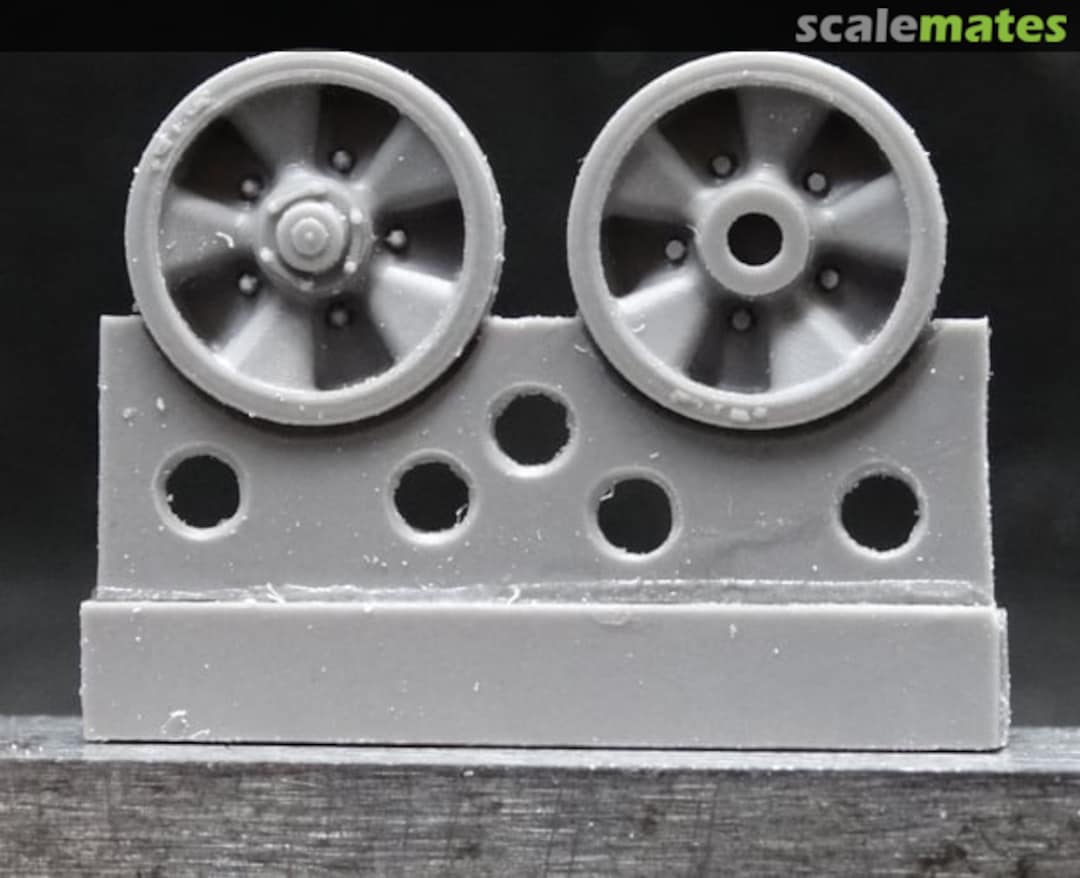 Boxart Wheels for Akatsiya, Krug, Tyulpan and Giatsint-S, Type 1 S72496 OKB Grigorov Boxart Wheels for Akatsiya, Krug, Tyulpan and Giatsint-S, Type 1 S72496 OKB Grigorov