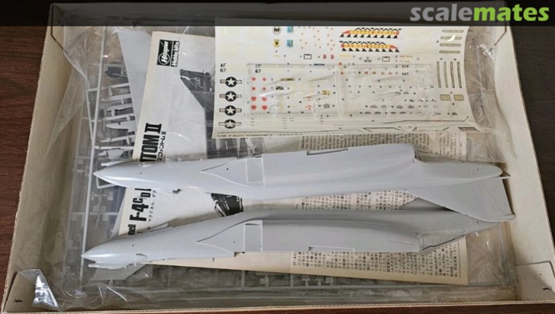 Contents F-4C/D Phantom II P6 Hasegawa