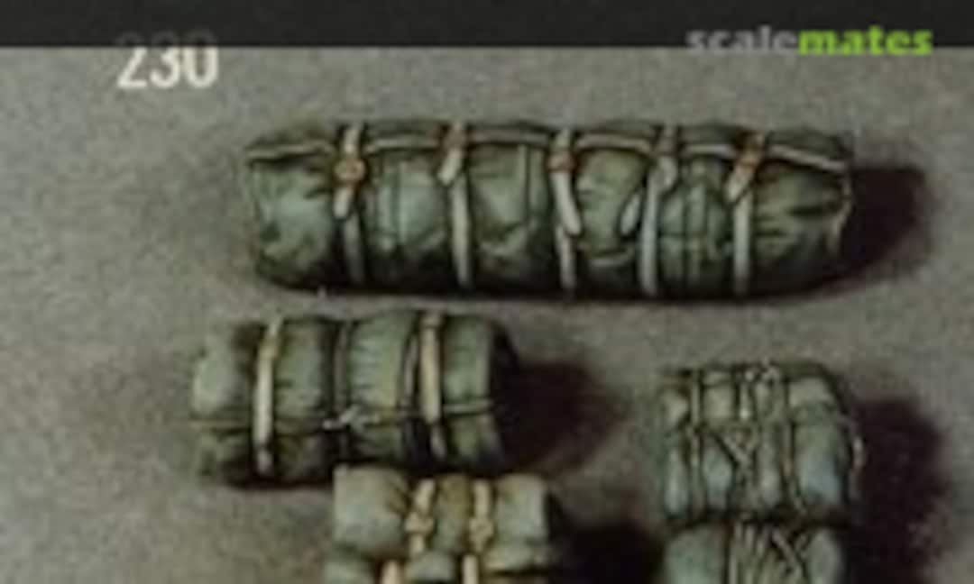 1:35 Tentpack & Bedrolls (Verlinden Productions 230) 230
