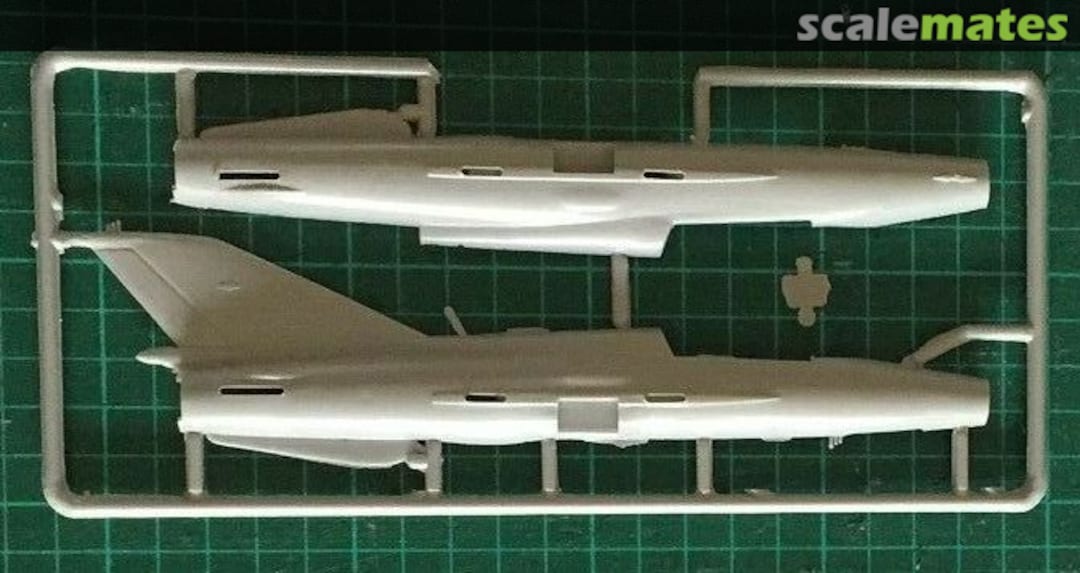 Contents Micojan MiG-21UM MONGOL 72003 Condor Contents Micojan MiG-21UM MONGOL 72003 Condor