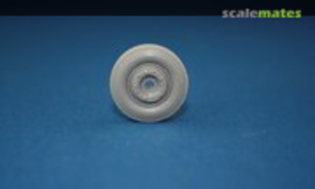 1:48 Sd.Kfz. 234 Type C Wheel With Type 5 Tire (Tank Workshop TWS 48113)