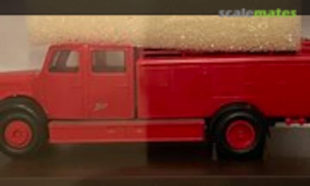 1:87 Mercedes Benz Feuerwehr (Brekina 4020)