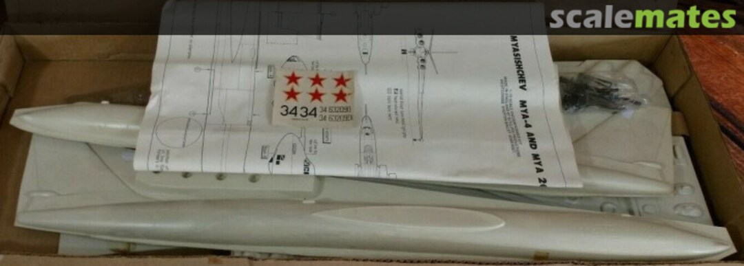 Contents Myasishchev Mya-4A or B / Mya-201-M Bison Contrail Contents Myasishchev Mya-4A or B / Mya-201-M Bison Contrail