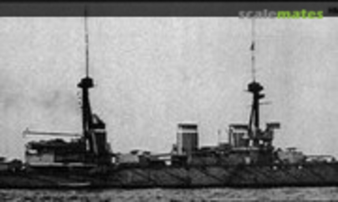 1:700 HMS Invincible - 1914 (Combrig 70249) 70249