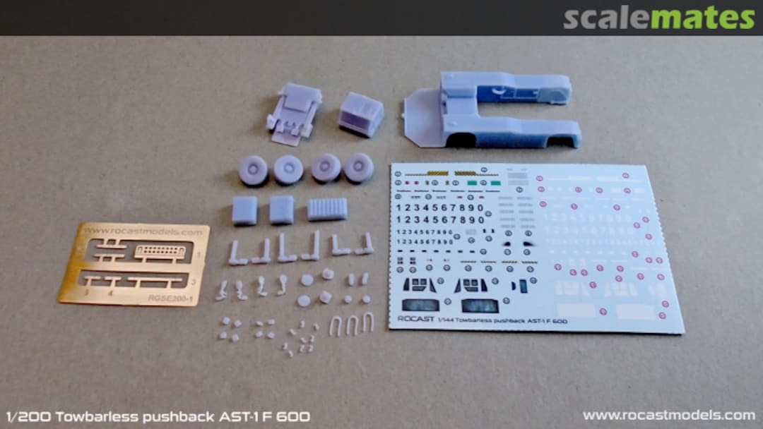 Contents Towbarless pushback truck AST-1F 600 RGSE200-1 Rocast Scale Model Details Contents Towbarless pushback truck AST-1F 600 RGSE200-1 Rocast Scale Model Details