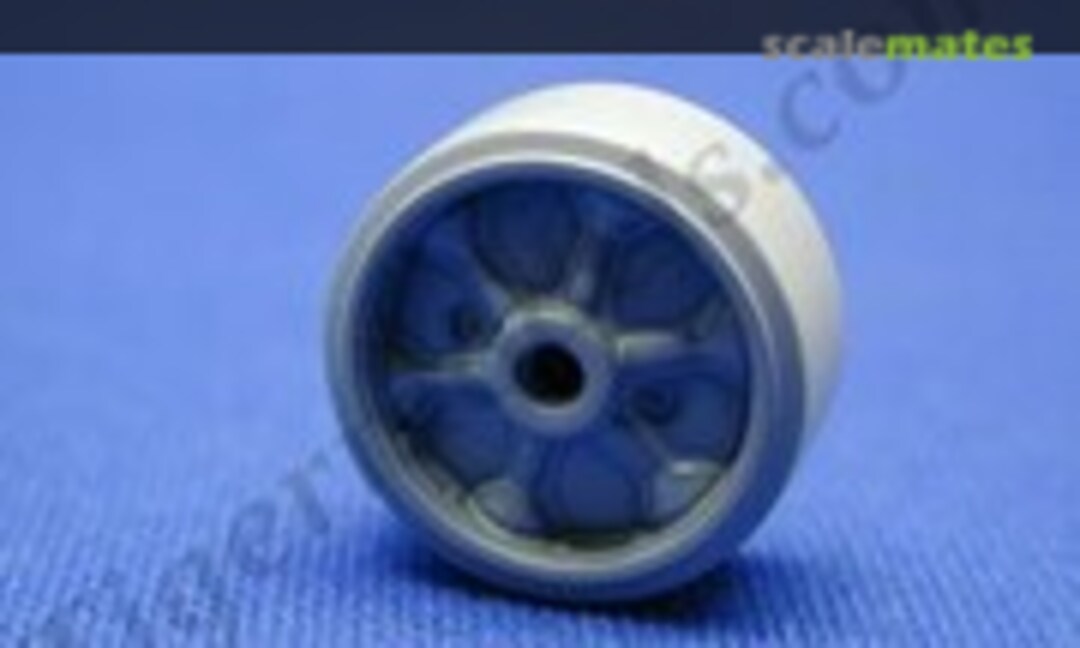 1:35 Sherman Pressed Road Wheels (The New TMD 35-75008) 35-75008