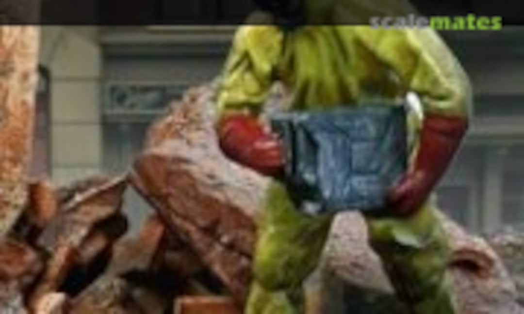 1:35 Survivor in Radiation Suit + Jerry Can (MAiM MAIM35277) MAIM35277