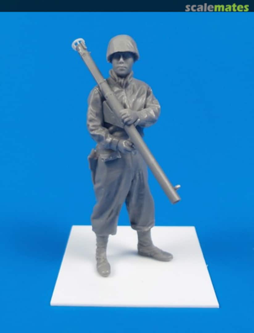 Boxart WWII US Army Soldier with Bazooka M1A2 (Anzio 1944) F35284 CMK Boxart WWII US Army Soldier with Bazooka M1A2 (Anzio 1944) F35284 CMK