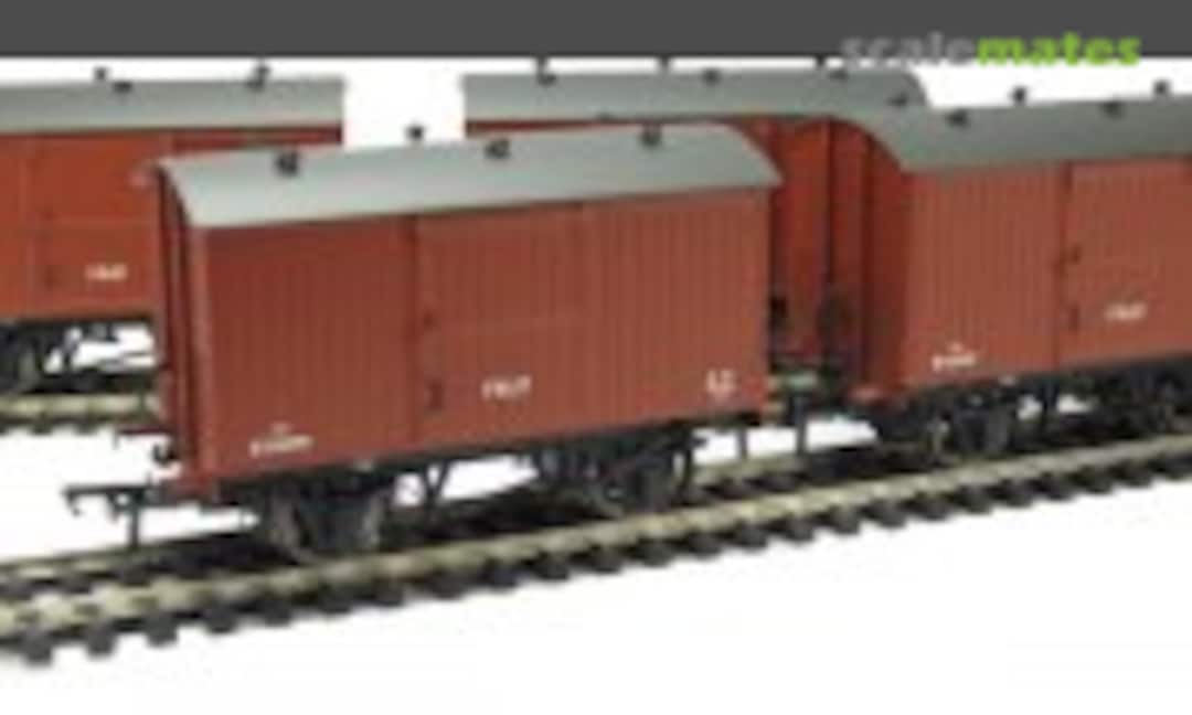 LNER 12T fruit van BR bauxite (Bachmann Branchline 38-385A)