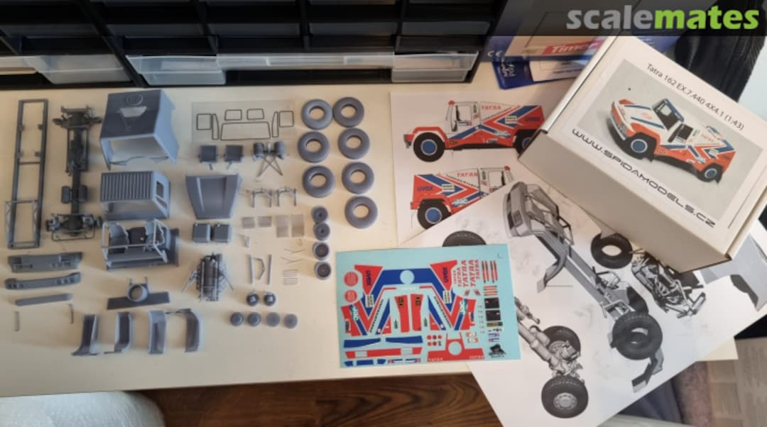 Contents TATRA 162 EX.7. 440.4×4.1  SPIDA Models