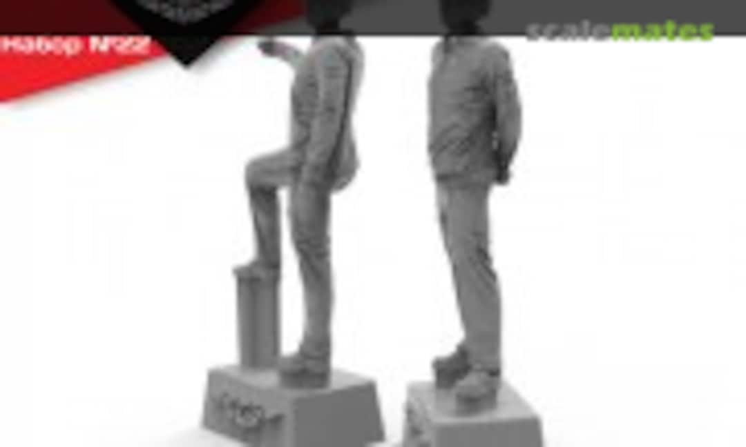 1:32 PILOTS OF THE USSR Air Force (ZSH-3). SET No. 22-3 (Tempmodels 32129-3) 32129-3