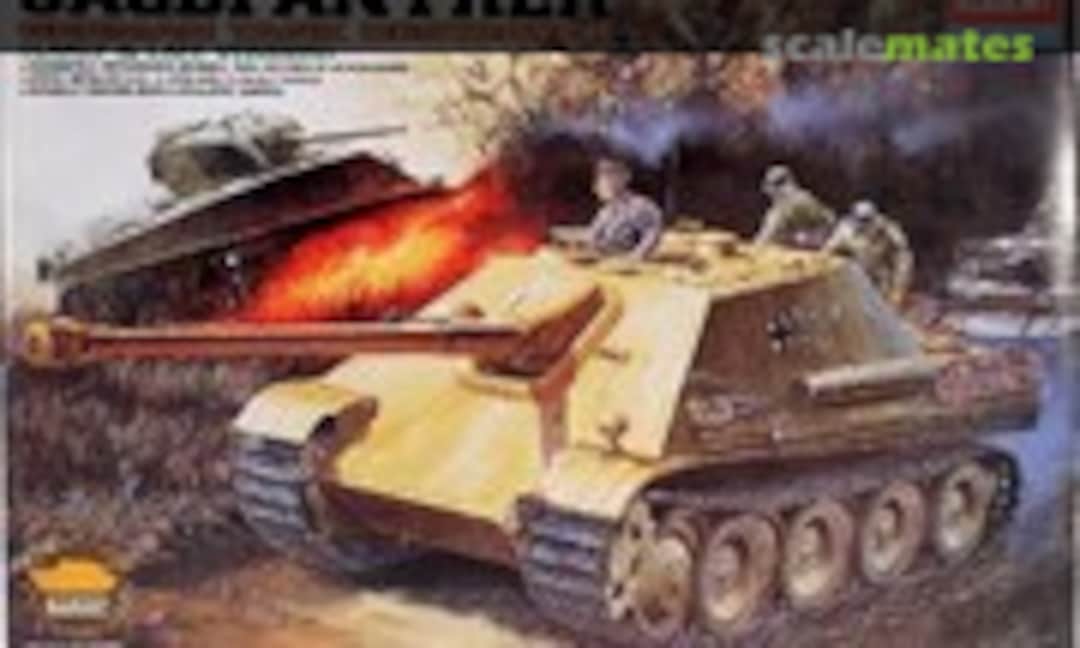 1:25 Jagdpanther German Tank Destroyer (Academy 13019)