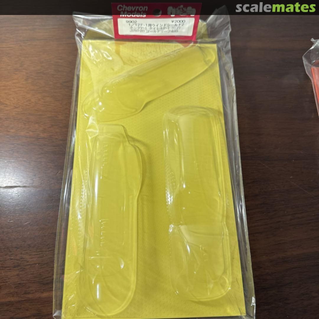 Boxart F-1 Windshield set 2 9902 Chevron Models