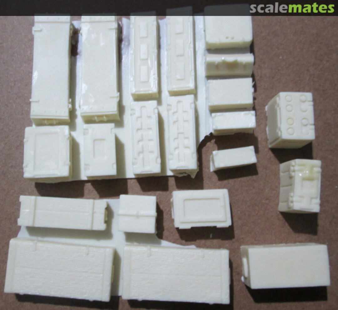 Contents Redog 1:35 crates kit / 35b6 35b6 Redog Models