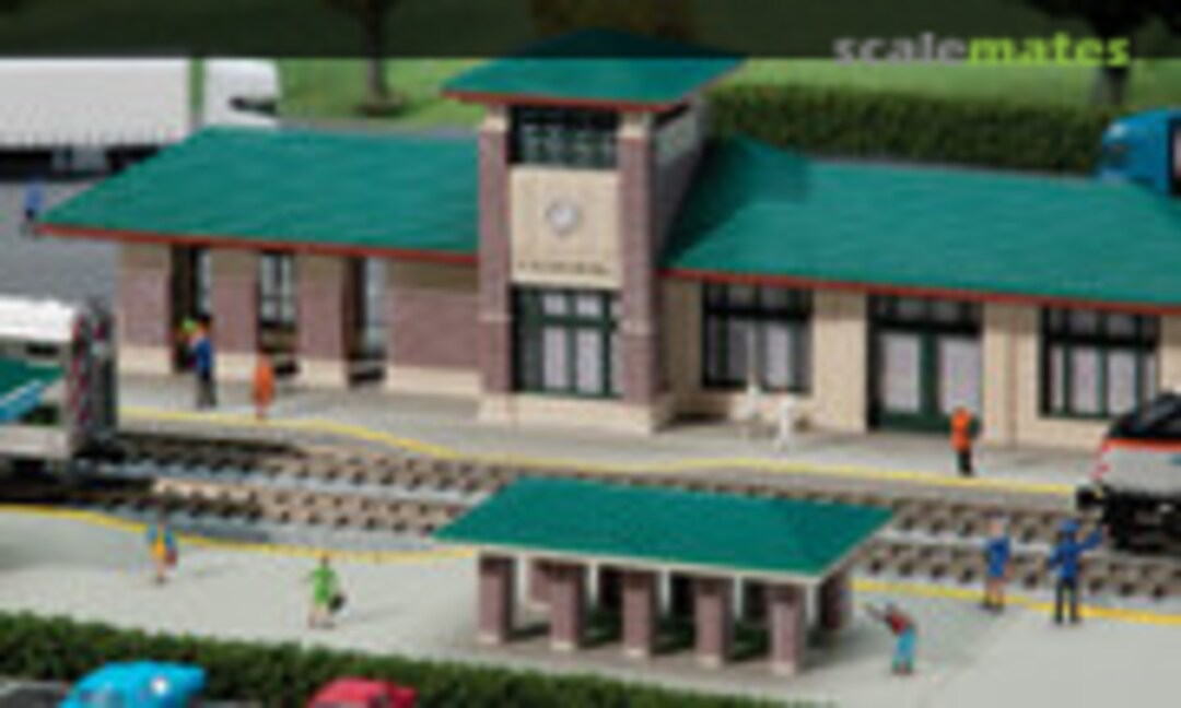 1:160 North American Suburban Train Station (Faller 31-650)